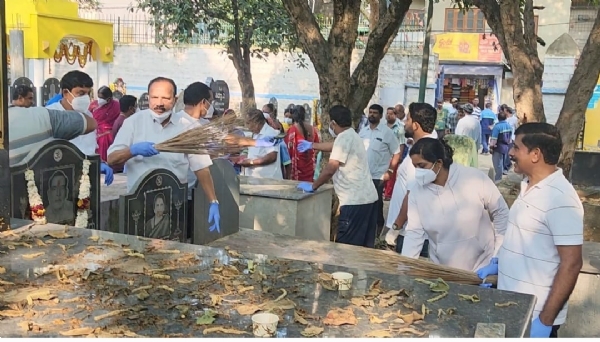 ಸ್ಮಶಾನ ಸ್ಚಚ್ಚಗೊಳಿಸಿದ ಮಾಜಿ ಮುಖ್ಯಮಂತ್ರಿ ಡಿ.ವಿ ಸದಾನಂದಗೌಡ, ಡಾ ವೈ.ಎ.ನಾರಾಯಣಸ್ವಾಮಿ ಸ್ಮಶಾನ ಸ್ಚಚ್ಚಗೊಳಿಸಿದ ಮಾಜಿ ಮುಖ್ಯಮಂತ್ರಿ ಡಿ.ವಿ ಸದಾನಂದಗೌಡ, ಡಾ ವೈ.ಎ.ನಾರಾಯಣಸ್ವಾಮಿ