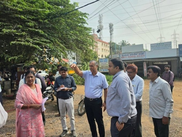 jalahalli-cross-underpass-road-infrastructure-inspection-peenya-industrial-area