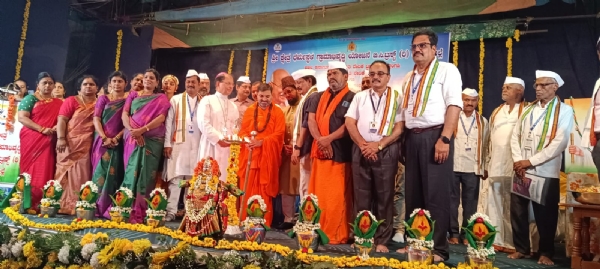 ಮಧ್ಯ - ಮಾದಕ ಪದಾರ್ಥಗಳಿಂದ ದೂರವಿದ್ದು ಆರೋಗ್ಯವಾಗಿರ್ರಿ : ಕಲ್ಯಾಣಶ್ರೀಗಳು