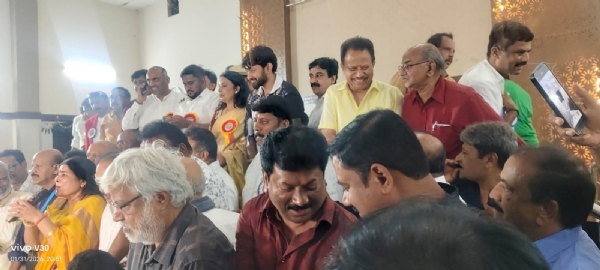 ಚಲನಚಿತ್ರ ವಾಣಿಜ್ಯ ಮಂಡಳಿಗೆ ಬಿ. ರಾಂಪ್ರಸಾದ್ ಚಲನಚಿತ್ರ ವಾಣಿಜ್ಯ ಮಂಡಳಿಗೆ ಬಿ. ರಾಂಪ್ರಸಾದ್