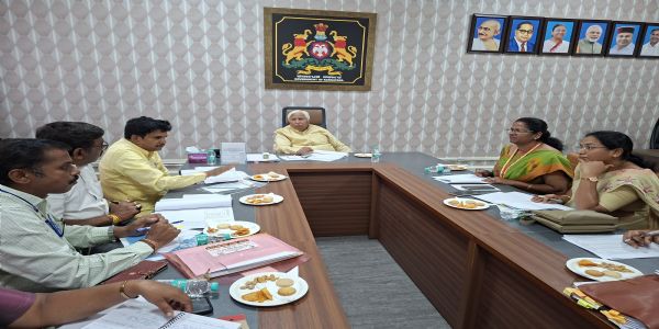 ಗ್ಯಾರಂಟಿ ಯೋಜನೆ ತಾಂತ್ರಿಕ ಸಮಸ್ಯೆ ಇತ್ಯರ್ಥಕ್ಕೆ ಸಚಿವ ಎಚ್.ಕೆ. ಪಾಟೀಲ ಸೂಚನೆ