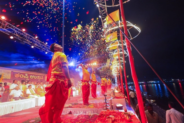 ಕಂಪ್ಲಿ ಉತ್ಸವ: ವೈಭವದ ತುಂಗಾರತಿ