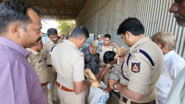 ಆಂಧ್ರದ ಇಬ್ಬರ ಬಂಧನ ; 110 ಕೆಜಿ ಶ್ರೀಗಂಧ ವಶ