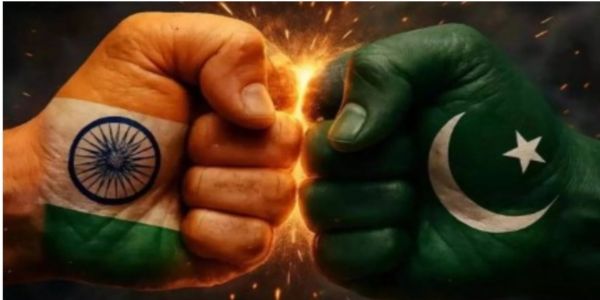 ಟಿ20 ವಿಶ್ವಕಪ್ ; ಭಾರತ ವಿರುದ್ಧ ಆಡಲು ನಿರಾಕರಣೆ-ಪಾಕಿಸ್ತಾನ ವಿರುದ್ಧ ತೀವ್ರ ಟೀಕೆ