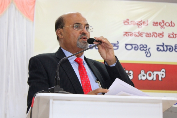 ಮಾಹಿತಿ ಹಕ್ಕು ಕಾಯ್ದೆ ಜನಪರ ಹಾಗೂ ಪ್ರಬಲ ಕಾಯ್ದೆ : ಕಲಬುರಗಿ ಪೀಠದ ಆಯುಕ್ತ ಬಿ. ವೆಂಕಟ್ ಸಿಂಗ್