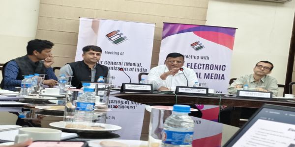 ಪಶ್ಚಿಮ ಬಂಗಾಳ ಚುನಾವಣೆ ; ಕೇಂದ್ರ ಪಡೆ ವಾಹನಗಳಿಗೆ ಜಿಪಿಎಸ್ ಕಡ್ಡಾಯ