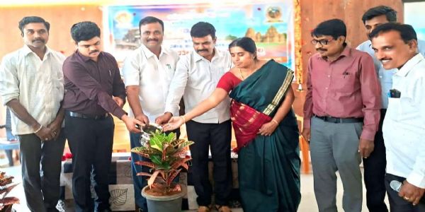 ಭಾರತೀಯ ವಾಸ್ತುಶಿಲ್ಪ ಜ್ಞಾನ ವಿದ್ಯಾರ್ಥಿಗಳಿಗೆ ಅಗತ್ಯ:ಡಾ.ಹೊನ್ನೂರ ಸ್ವಾಮಿ