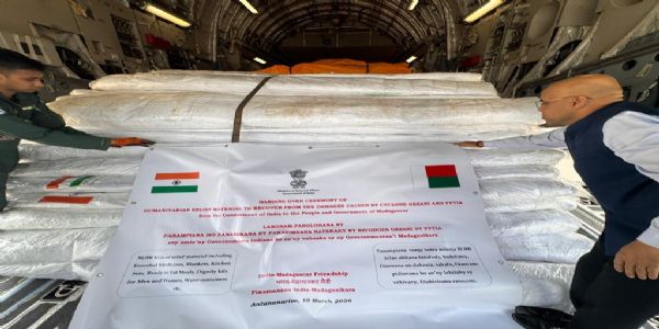 ಮಡಗಾಸ್ಕರ್ ಜನರೊಂದಿಗೆ ಭಾರತ ಒಗ್ಗಟ್ಟಿನಿಂದ ನಿಲ್ಲುತ್ತದೆ: ರಣಧೀರ್ ಜೈಸ್ವಾಲ್