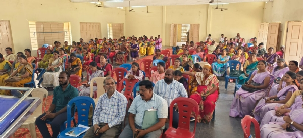 ಮಹಿಳೆಯರು ಪುರುಷರಷ್ಟೇ ಸಮಾನರು : ಕೆ.ಇ.ಚಿದಾನಂದಪ್ಪ ಮಹಿಳೆಯರು ಪುರುಷರಷ್ಟೇ ಸಮಾನರು : ಕೆ.ಇ.ಚಿದಾನಂದಪ್ಪ