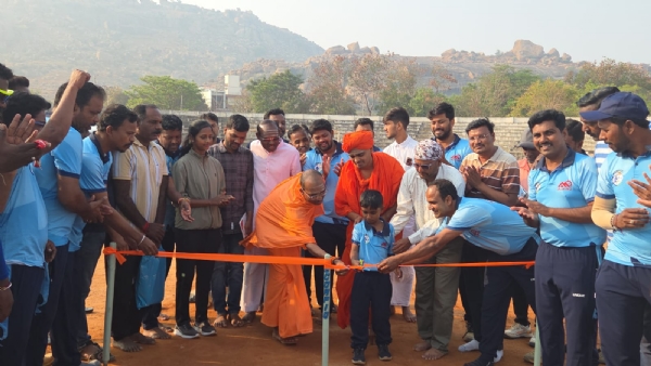 ಟ್ರೋಫಿ ಕ್ರಿಕೆಟ್ ಟೂರ್ನಿಗೆ ಚಾಲನೆ