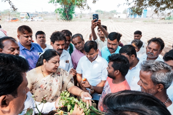 ಕೊಪ್ಪಳ : ನಿಮ್ಮ ಜತೆ ನಾವಿರುವೆವು ಎಂದ ನಾಯಕರು