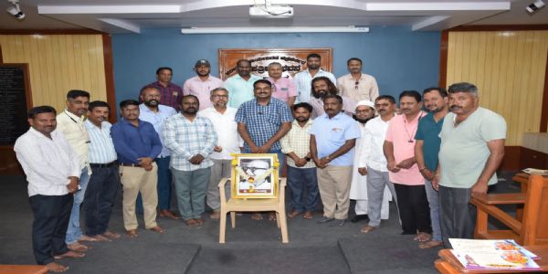 ಪತ್ರಿಕಾ ಭವನದಲ್ಲಿ ಡಿ.ವಿ. ಗುಂಡಪ್ಪ ಜನ್ಮದಿನಾಚರಣೆ