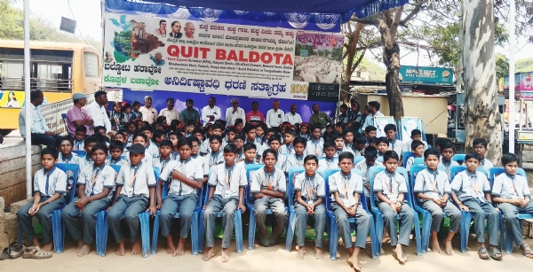 ಕಾರ್ಖಾನೆಗಳಿಗೆ ತುಂಗಭದ್ರಾ ನೀರು ರೈತರು ಬಂಡೇಳುವ ಕಾಲ ದೂರವಿಲ್ಲ: ಮೂಲಿಮನಿ