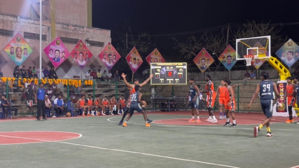 ಕೋಲಾರದಲ್ಲಿ ನಡೆದ ಚಿನ್ನದ ನಾಡು ಕಪ್ ಅಖಿಲ ಭಾರತ ಅಂತರ ಕಾಲೇಜು ಬ್ಯಾಸ್ಕೆಟ್ಬಾಲ್ ಪಂದ್ಯಾವಳಿಯಲ್ಲಿ ಬೆಂಗಳೂರಿನ ಜೈನ್ ಕಾಲೇಜಿನ ತಂಡ ಕ್ರೆöÊಸ್ಟ್ ಕಾಲೇಜು ತಂಡವನ್ನು ಪರಾಭವ ಗೊಳಿಸಿ ಚಿನ್ನದ ನಾಡು ಕಪ್ ಮುಡಿಗೇರಿಸಿಕೊಂಡಿತು.