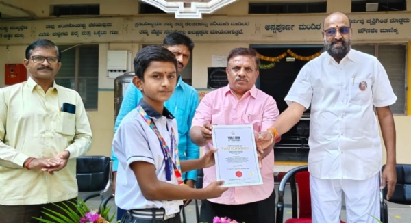 ಟಿಲಿಸ್ಕೋಪ್ ತಯಾರಿಕೆಯಲ್ಲಿ ಸಾಧನೆ: ಬಳ್ಳಾರಿ ವಿದ್ಯಾರ್ಥಿ ಗವಿಸಿದ್ದಗೆ ವಿಶ್ವ ಮಟ್ಟದ ಪ್ರಶಸ್ತಿ