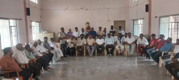 ನ್ಯಾಯಮೂರ್ತಿ ನಾಗಮೋಹನ್ದಾಸ್ ಒಳ ಮೀಸಲಾತಿಯನ್ನು ತಿರಸ್ಕರಿಸಲು ಒತ್ತಾಯಿಸಿ ಕೋಲಾರದಲ್ಲಿ ಬಲಗೈ ಸಮುದಾದಯ ಮುಖಂಡರ ಸಭೆ ನಡೆಯಿತು.