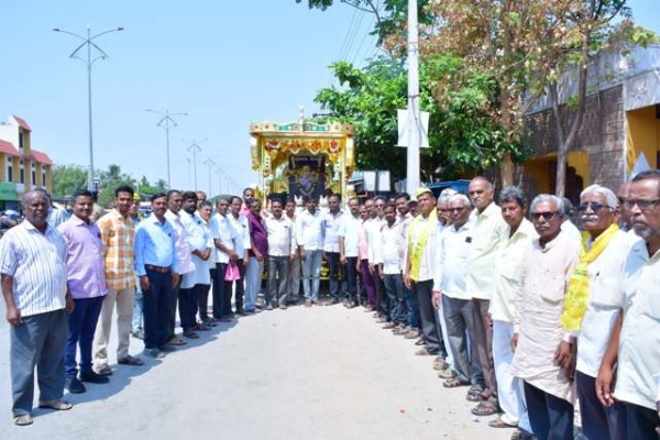 ದೇವರ ದಾಸಿಮಯ್ಯನವರ ಕೊಡುಗೆ ಅಪಾರವಾದದ್ದು: ಕರ್ಣಕುಮಾರ