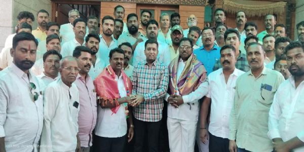 ಜನತಾ ಬಜಾರ್ ಅಧ್ಯಕ್ಷರಾಗಿ ಗಲಗಲಿ ಆಯ್ಕೆ-ಮಾಜಿ ಶಾಸಕ ಶುಭ ಹಾರೈಕೆ