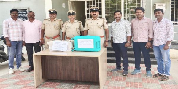 ಗಾಂಜಾ ಸಾಗಾಣಿಕೆ ಮಾಡುತ್ತಿದ್ದ ಇಬ್ಬರು ಆರೋಪಿಗಳ ಬಂಧನ