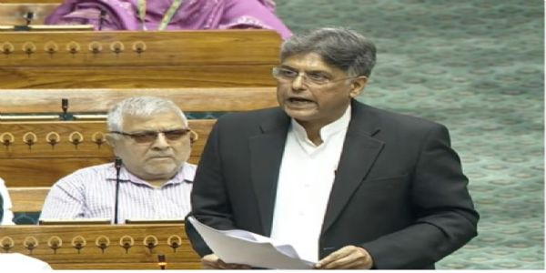 ಪಶ್ಚಿಮ ಏಷ್ಯಾ ಬಿಕ್ಕಟ್ಟು: ಸರಕಾ ಆರ್ಥಿಕ ಪರಿಣಾಮ ಸ್ಪಷ್ಟಪಡಿಸಲಿ; ಮನೀಶ್ ತಿವಾರಿ ಆಗ್ರಹ