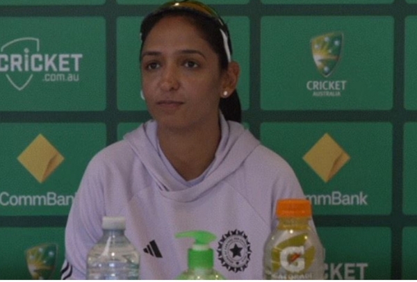 ಹರ್ಮನ್ಪ್ರೀತ್ ಕೌರ್ (ನಾಯಕಿ)