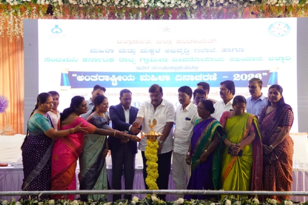 ಭಾರತೀಯ ಸಂಸ್ಕøತಿಯಲ್ಲಿ ಮಹಿಳೆಯರಿಗೆ ಪೂಜನೀಯ ಸ್ಥಾನ