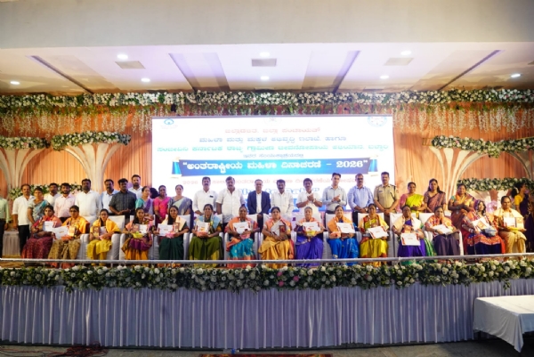 ಭಾರತೀಯ ಸಂಸ್ಕøತಿಯಲ್ಲಿ ಮಹಿಳೆಯರಿಗೆ ಪೂಜನೀಯ ಸ್ಥಾನ