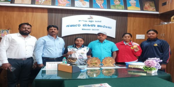 ಉತ್ತರ ವಿವಿ ಫವರ್ ಲಿಫ್ಟಿಂಗ್ ಸ್ಪರ್ಧೆಯಲ್ಲಿ ಮಹಿಳಾ ಕಾಲೇಜಿಗೆ ತೃತಿಯ ಬಹುಮಾನ