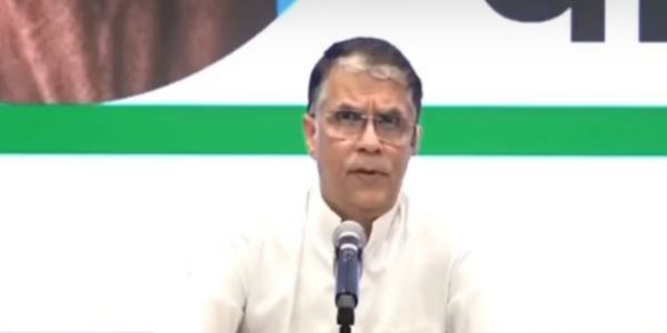 ಪೆಟ್ರೋಲ್-ಡೀಸೆಲ್ ಬೆಲೆ ಇಳಿಕೆ ಕೇವಲ ಪ್ರಚಾರ; ಗ್ರಾಹಕರಿಗೆ ಲಾಭವಿಲ್ಲ: ಕಾಂಗ್ರೆಸ್ ಆರೋಪ