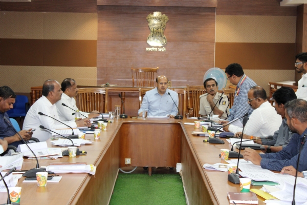 ಮುಂಗಾರು ರಸಗೊಬ್ಬರದ ಕೊರತೆಯಾಗದಿರಲಿ- ಜಿಲ್ಲಾಧಿಕಾರಿ ಡಾ. ಸುರೇಶ್ ಇಟ್ನಾಳ ಮುಂಗಾರು ರಸಗೊಬ್ಬರದ ಕೊರತೆಯಾಗದಿರಲಿ- ಜಿಲ್ಲಾಧಿಕಾರಿ ಡಾ. ಸುರೇಶ್ ಇಟ್ನಾಳ