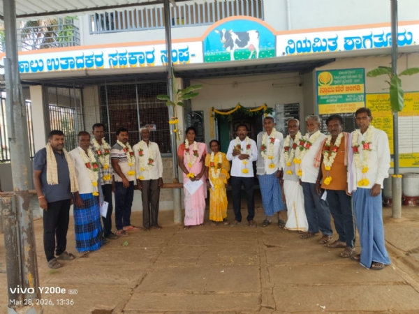 ಶ್ರೀನಿವಾಸಪುರ ತಾಲ್ಲೂಕು ಶ್ಯಾಗತ್ತೂರು ಹಾಲು ಉತ್ಪಾದಕರ ಸಹಕಾರ ಸಂಘದ ಅಧ್ಯಕ್ಷರಾಗಿ ಎಸ್.ವಿ.ಸುಧಾಕರ್ ಆಯ್ಕೆಯಾಗಿದ್ದಾರೆ.