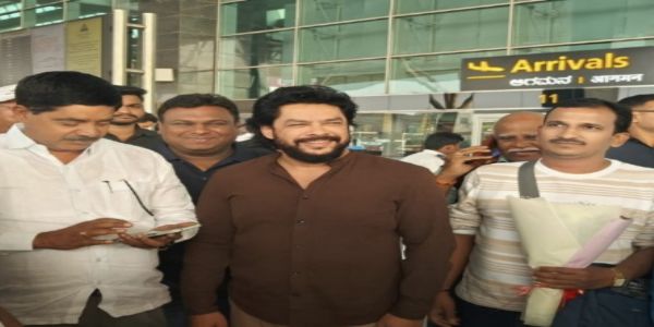 ದುಬೈನಲ್ಲಿ ಸಿಲುಕಿದ್ದ 50 ಕನ್ನಡಿಗರು ಬೆಂಗಳೂರಿಗೆ ಸುರಕ್ಷಿತ ಆಗಮನ