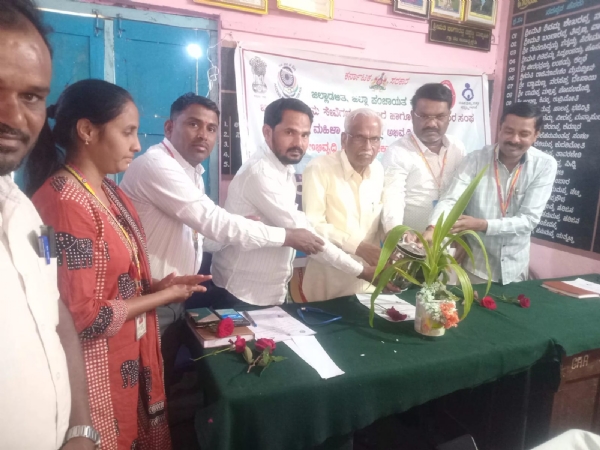 ಇರಕಲ್ಲಗಡ: ಬೇಟಿ ಬಚಾವೋ ಬೇಟಿ ಪಡವೂ