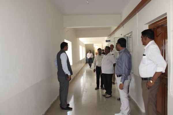 ಕಚೇರಿಯ ಸಮಯ ಬದಲಾವಣೆ : ಸಿಇಒ ಈಶ್ವರ ಕುಮಾರ್ ಹಾಜರಾತಿ ಪರಿಶೀಲನೆ