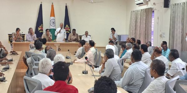 ಹುಬ್ಬಳ್ಳಿ : ಲವ್ ಜಿಹಾದ್ ತಡೆಗಟ್ಟಲು ಹಿಂದೂ ಸಮಾಜದಿಂದ ಪೊಲೀಸ್ ಆಯುಕ್ತರಿಗೆ ಮನವಿ