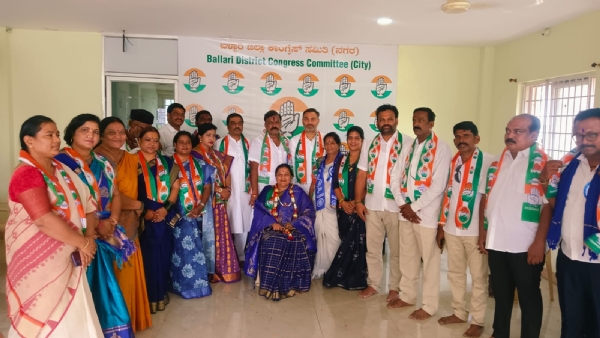 ಕಾಂಗ್ರೆಸ್ ಕಚೇರಿಯಲ್ಲಿ ಅಂಬೇಡ್ಕರ್ ಜಯಂತಿ ಕಾಂಗ್ರೆಸ್ ಕಚೇರಿಯಲ್ಲಿ ಅಂಬೇಡ್ಕರ್ ಜಯಂತಿ