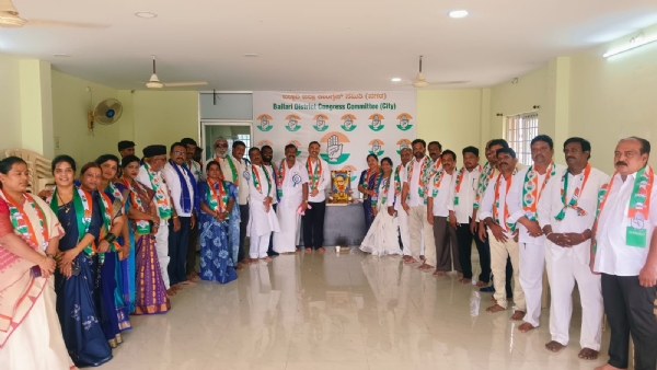 ಕಾಂಗ್ರೆಸ್ ಕಚೇರಿಯಲ್ಲಿ ಅಂಬೇಡ್ಕರ್ ಜಯಂತಿ ಕಾಂಗ್ರೆಸ್ ಕಚೇರಿಯಲ್ಲಿ ಅಂಬೇಡ್ಕರ್ ಜಯಂತಿ