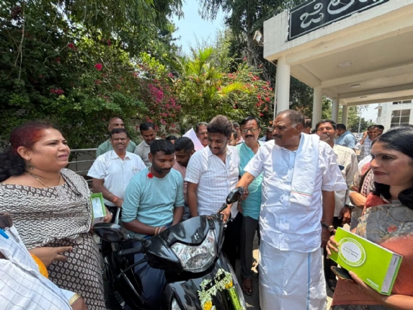 Distribution Distribution