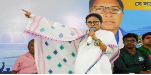 ಪ್ರಧಾನಿ, ಗೃಹ ಸಚಿವರ ವಾಹನಗಳನ್ನೂ ತಪಾಸಣೆ ಮಾಡಲಿ : ಮಮತಾ ಬ್ಯಾನರ್ಜಿ