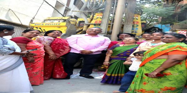 ನೂತನ ಬೋರ್ವೆಲ್ ಕಾಮಗಾರಿಗೆ ಚಾಲನೆ