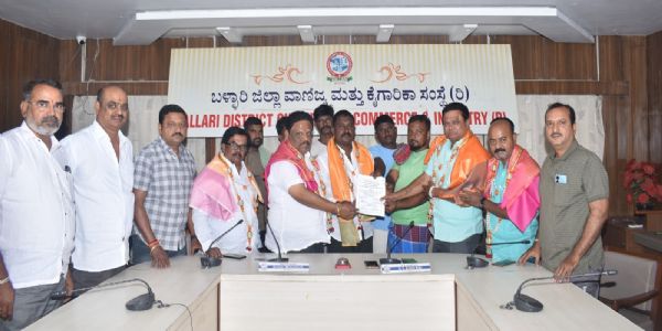 ಬಳ್ಳಾರಿ- ಎತ್ತಿನ ಬಂಡಿಯಲ್ಲಿ ಸರಕು ಸಾಗಾಣಿಕೆ : ಪರಿಷ್ಕೃತ ದರ ಒಪ್ಪಂದ