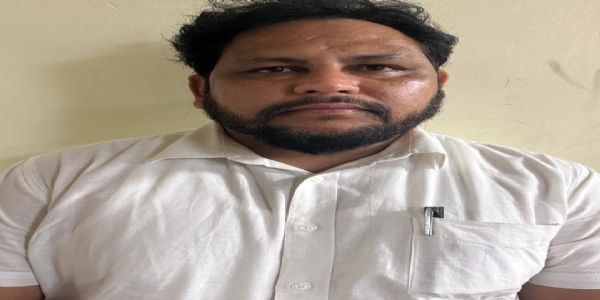 ಲೋಕಾಯುಕ್ತ ಬಲೆಗೆ ಸರ್ಕಾರಿ ಸಿಬ್ಬಂದಿ : ಲಂಚ ಸ್ವೀಕರಿಸುವಾಗ ಬಂಧನ