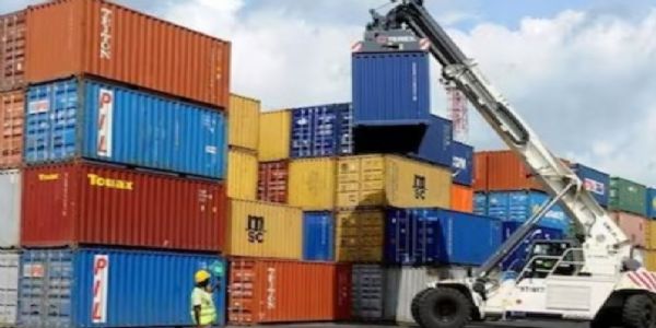 ಪೆಟ್ರೋಕೆಮಿಕಲ್ ಉತ್ಪನ್ನಗಳಿಗೆ ಸುಂಕ ಮನ್ನಾ : ಕೇಂದ್ರದ ಮಹತ್ವದ ನಿರ್ಧಾರ