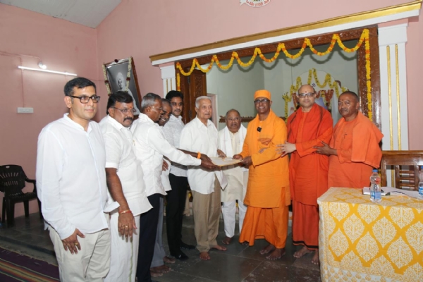 Under the jurisdiction of Ramakrishna Ashram Center in Bellary: Handover of documents