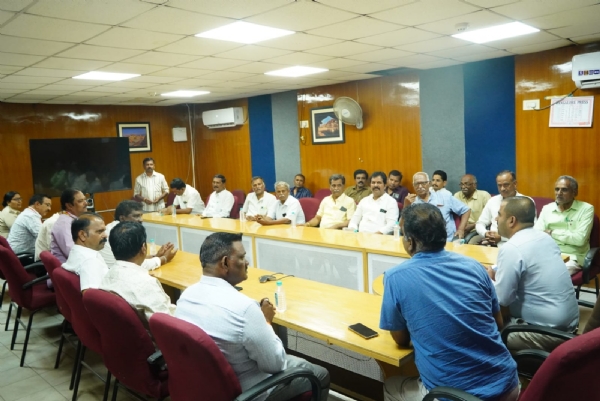 Meaningful celebration of Mahaniyar Jayanti