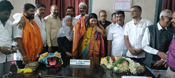 ಜನತಾ ಬಜಾರ್ ನ ನೂತನ ಅಧ್ಯಕ್ಷರಾಗಿ ಶ್ರೀಮತಿ ಮೈತ್ರಿ ಪಲ್ಲೇದ ಅವಿರೋಧ ಆಯ್ಕೆ