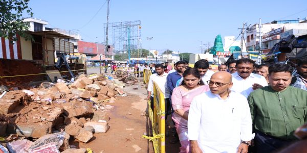ಶಿಥಿಲಾವಸ್ಥೆಯಲ್ಲಿರುವ ಆಸ್ಪತ್ರೆ ಕಟ್ಟಡಗಳ ಪರಿಶೀಲನೆಗೆ ಆದೇಶ : ಡಾ. ಶರಣಪ್ರಕಾಶ ಪಾಟೀಲ್
