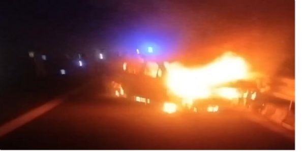 ಅಲ್ವಾರ್ ದುರಂತ ; ಕಾರಿಗೆ ಬೆಂಕಿ ತಗುಲಿ ಒಂದೇ ಕುಟುಂಬದ ಐವರ ಸಾವು