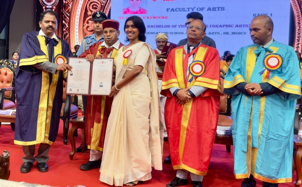 ತನ್ವಿ ಮರ್ಚೆಡ್ ಗೌಡಗೆ ಪ್ರಥಮ ರ್ಯಾಂಕ್ ಮತ್ತು ಗೋಲ್ಡ್ ಮೆಡಲ್