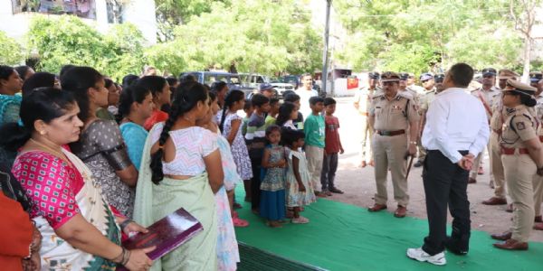 ಬಳ್ಳಾರಿಗೆ ಡಿಜಿಪಿ ಡಾ.ಎಂ.ಎ. ಸಲೀಂ ಭೇಟಿ ; ಭ್ರಷ್ಟಾಚಾರ ಮುಕ್ತ ಸೇವೆಗೆ ಕರೆ